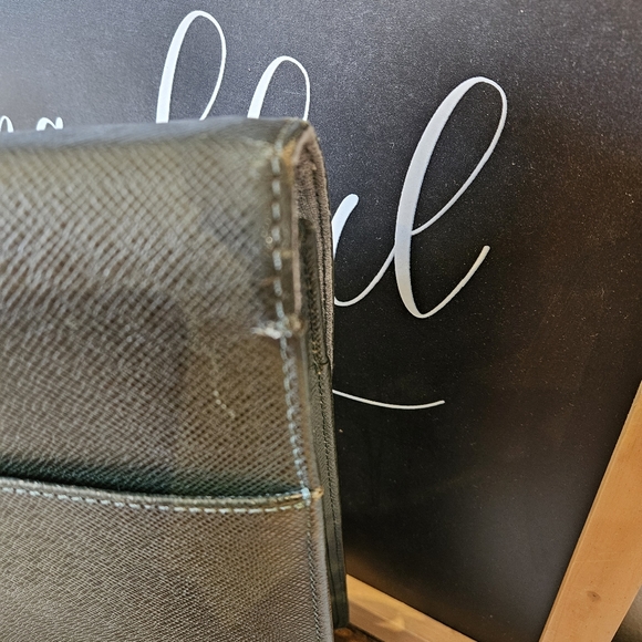 LV TAIGA BREIFCASE - Picture 4 of 9